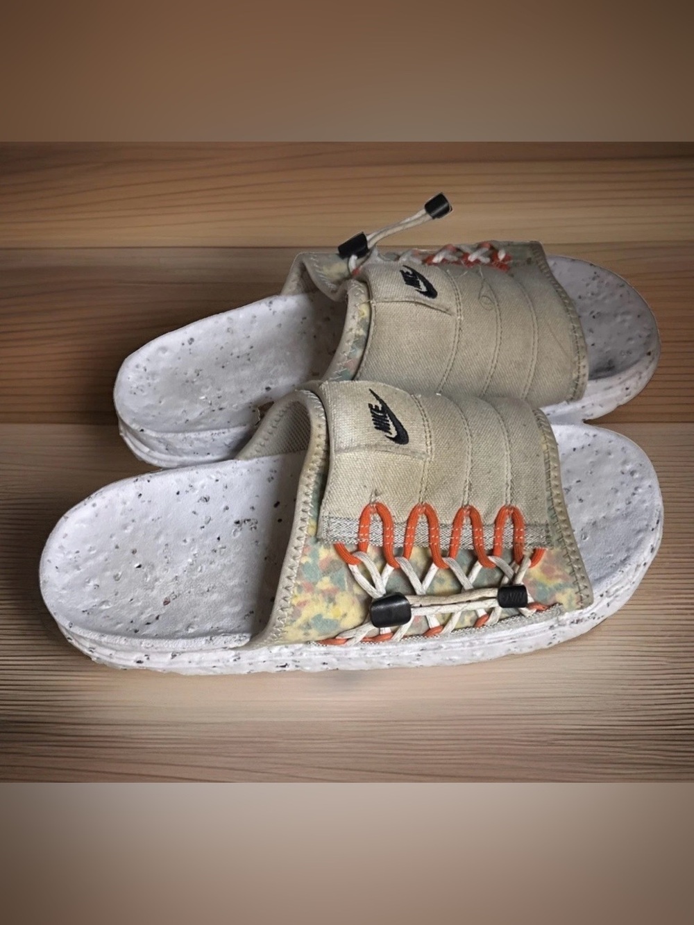 Nike Asuna Crater Beige Slide Sandals with Orange Lace Urban style